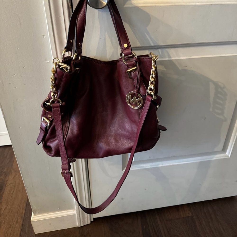 Michael kors gently used Handbag